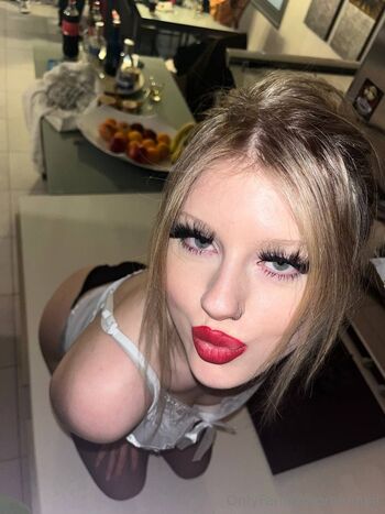 𝖆𝖓𝖓𝖎 / annniiii / annaa.brwn nude photo #25