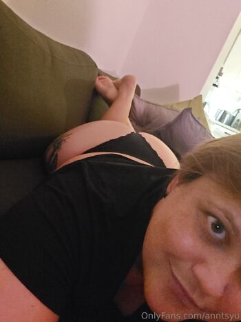 Anntsy / anntsyu nude photo #1