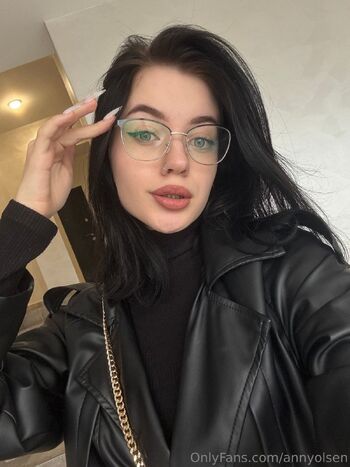 Anny Ol / annyolsen nude photo #10