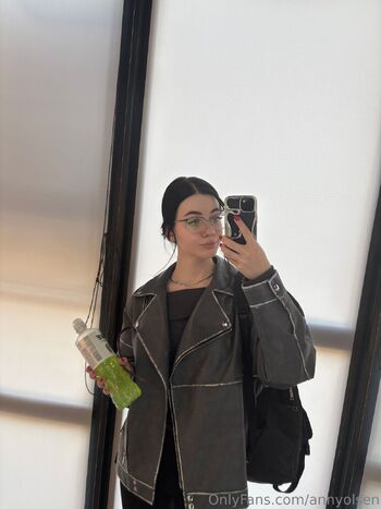 Anny Ol / annyolsen nude photo #14