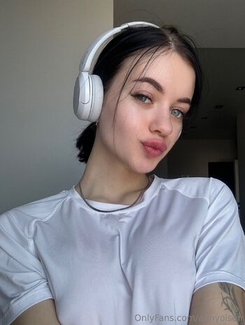 Anny Ol / annyolsen nude photo #32