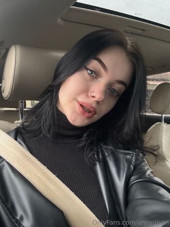 Anny Ol / annyolsen nude photo #35