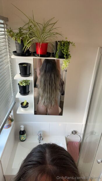 Eboni / anonebess / of_kittybess / msanonebess nude photo #7