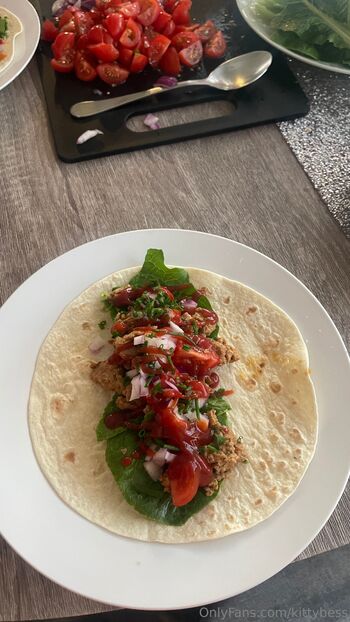 Eboni / anonebess / of_kittybess / msanonebess nude photo #16