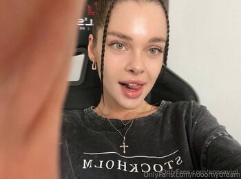 anora vipi _ / anoravipi nude photo #16