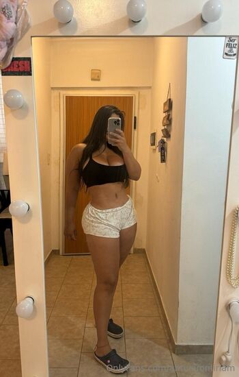 Princess / antiveromiriam nude photo #3