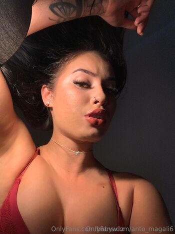 Anto Magal / anto_magali6 / anto_magalii6 nude photo #5