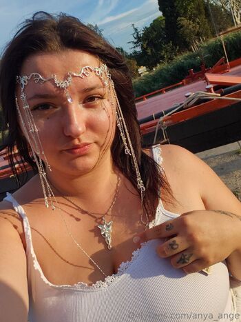 Anya / anya_ange nude photo #7
