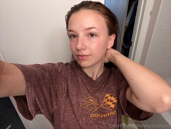 Anyala / anyalaasmr nude photo #31