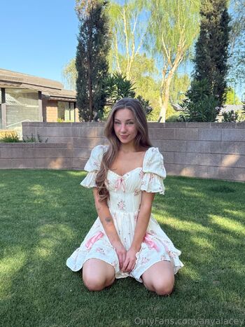 Anya / anyalacey nude photo #18