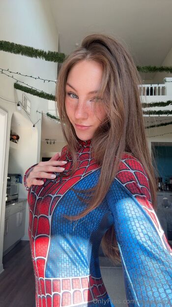 Anya / anyalacey nude photo #20