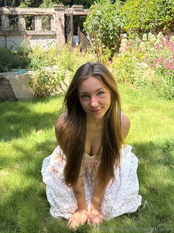 Anya / anyalacey nude photo #23