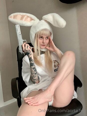 kati / aorta.free nude photo #16