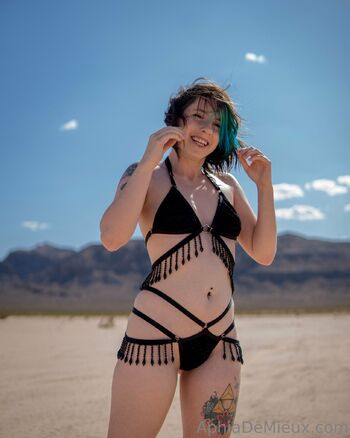 Aphia DeMieu / aphiademieuxfree / aphiadm / itsaphiademieux nude photo #36
