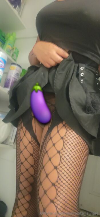 Aphrodite / aphrodite_is_here nude photo #2