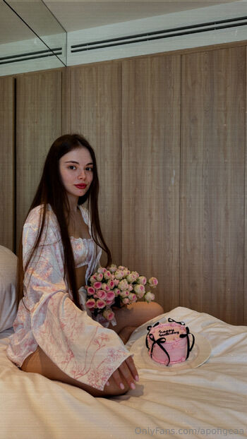 Tatian / apofigeaa nude photo #12