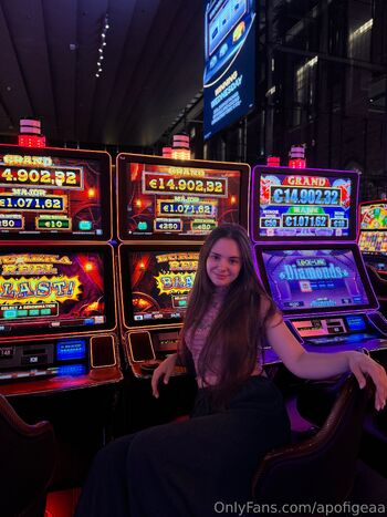 Tatian / apofigeaa nude photo #22