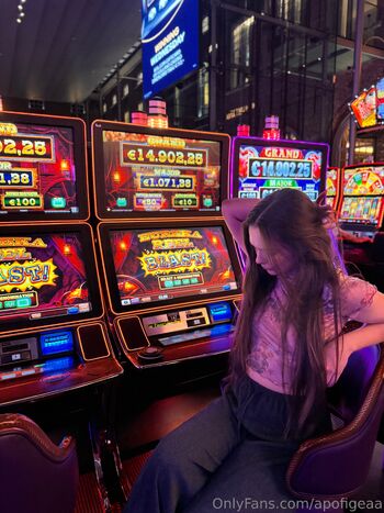 Tatian / apofigeaa nude photo #24