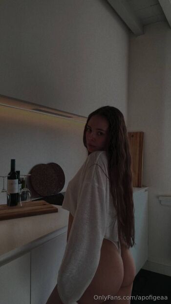 Tatian / apofigeaa nude photo #28