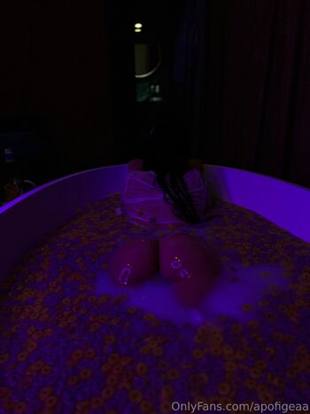 Tatian / apofigeaa nude photo #30