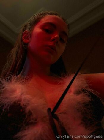 Tatian / apofigeaa nude photo #34