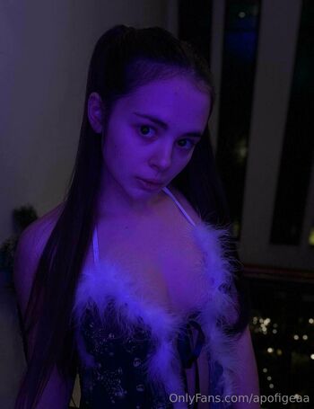 Tatian / apofigeaa nude photo #36