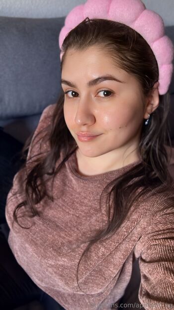 Apollymi_S / apollymi_sg nude photo #2