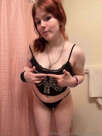 May Jaile / apologygirlxx nude photo #37