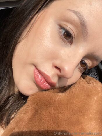 Ameliaaa Apri / april.amelia nude photo #25