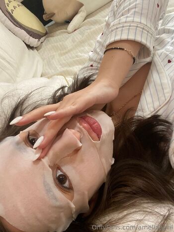 Ameliaaa Apri / april.amelia nude photo #34