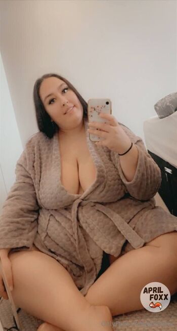 UR SEXY NEIGHBOUR / aprilfoxx nude photo #31