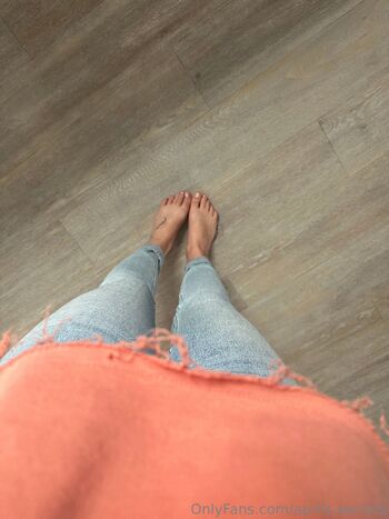 Aprils secret / aprils.secrets nude photo #2