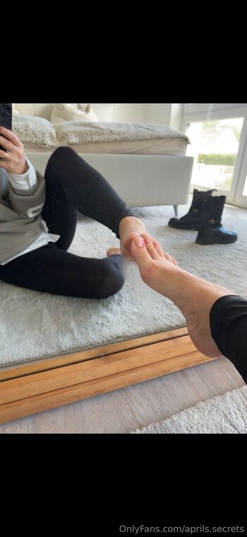 Aprils secret / aprils.secrets nude photo #15