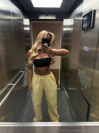 Arabella Lajares / arabellalxo nude photo #35