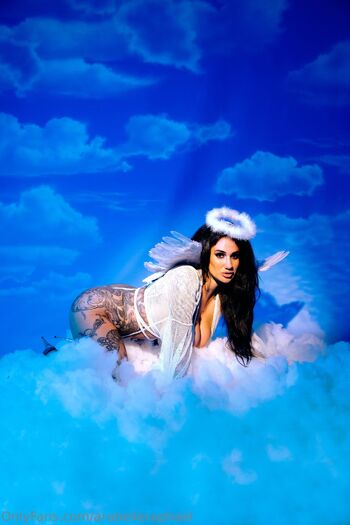 Arabelle Raphae / arabelleraphael nude photo #6