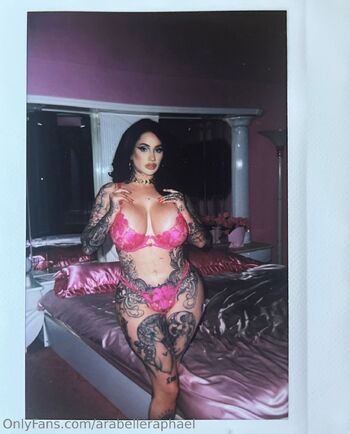 Arabelle Raphae / arabelleraphael nude photo #7