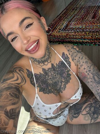 Arabelle Raphae / arabelleraphael nude photo #13