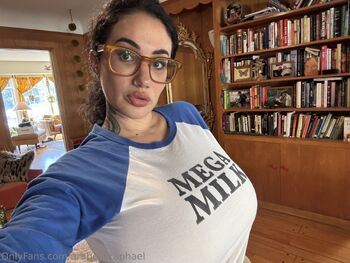 Arabelle Raphae / arabelleraphael nude photo #34