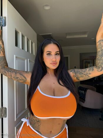 Arabelle Raphae / arabelleraphael nude photo #36