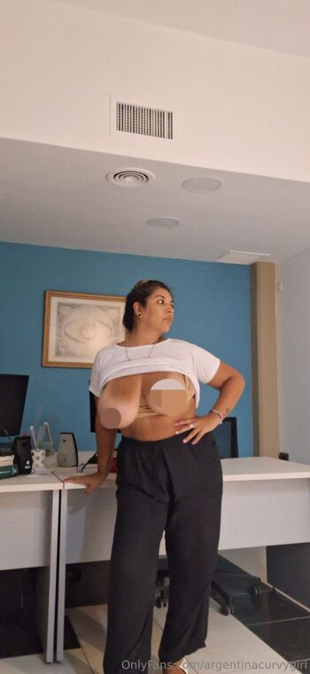 VIDEO CAL / argentinacurvygirl nude photo #7