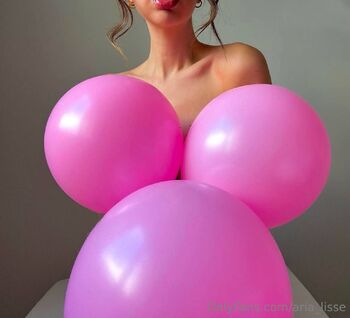 Ari / aria_lisse nude photo #23