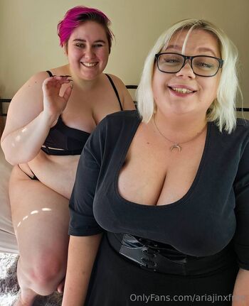 Ahri Birthday Girl video store / ariajinxfree nude photo #10