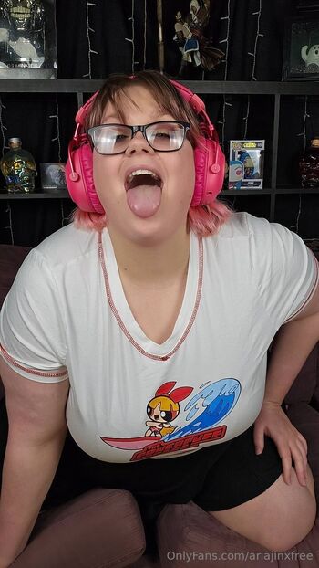 Ahri Birthday Girl video store / ariajinxfree nude photo #15