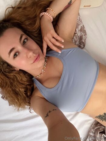 AriaLuz / arialuz nude photo #16