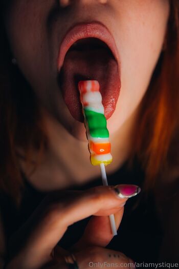 Aria Mystiqu / ariamystique nude photo #12