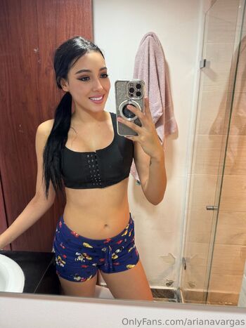 Ariana V / arianavargas nude photo #15