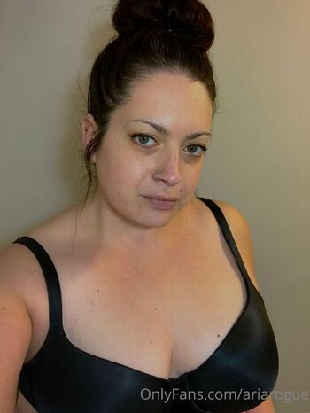 Aria Rogu / ariarogue nude photo #13