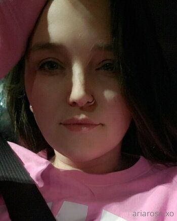 Aria Ros / ariarose13 nude photo #2