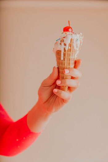 Aria Ros / ariarose13 nude photo #7