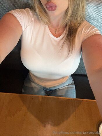 aria / ariaxbrooks nude photo #37